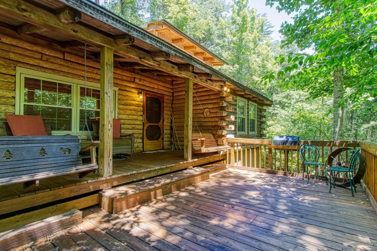 Very Private, Real Log Cabin With Hot Tub! Sevierville Exteriör bild