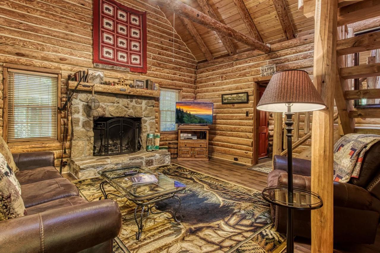 Very Private, Real Log Cabin With Hot Tub! Sevierville Exteriör bild